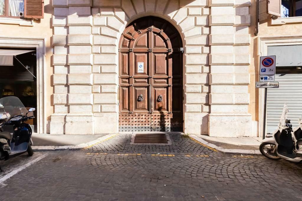 Luxurious Loft Facing The Pantheon Roma Exterior foto