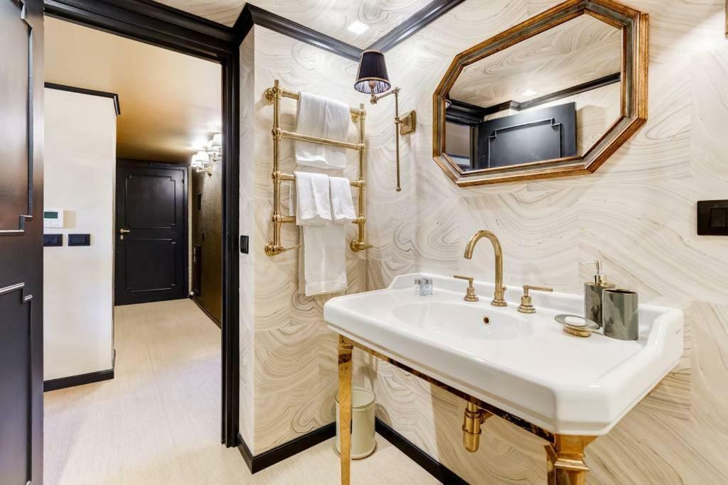 Luxurious Loft Facing The Pantheon Roma Exterior foto
